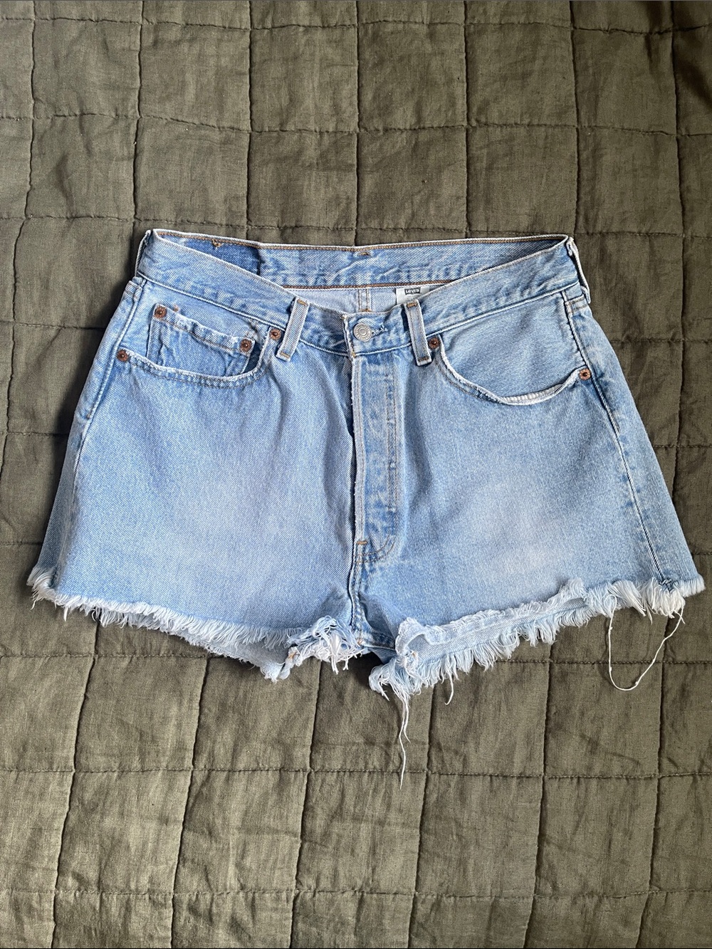Vintage 501 Levi Strauss Light Blue Denim Frayed Hem Women's Shorts